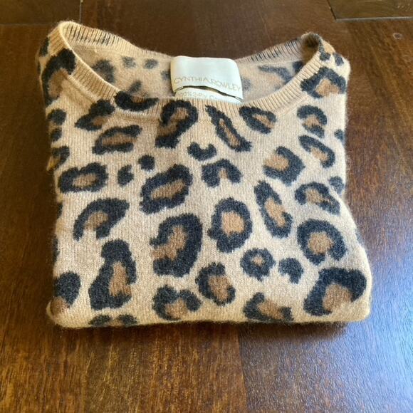 Beautiful Cynthia Rowley 2 Ply Cashmere Leopard Print Sweater, Small, Perfect! - Picture 1 of 7